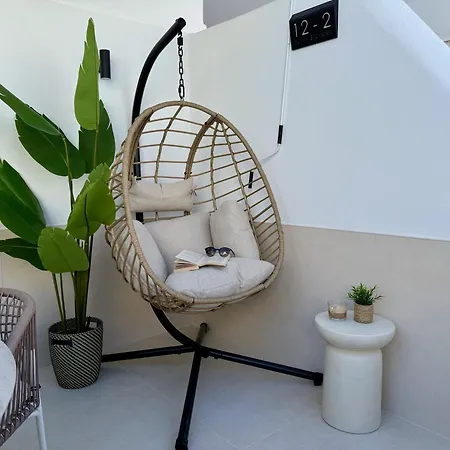 Sunny Escapes, Newly Renovated - Playa De Americas Apartman Playa de las Américas