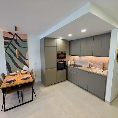 Sunny Escapes - Playa De Americas 플라야데라스아메리카스