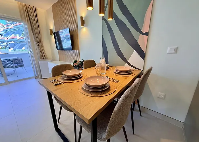 Sunny Escapes, Newly Renovated - Playa De Americas Плая-де-лас-Америкас