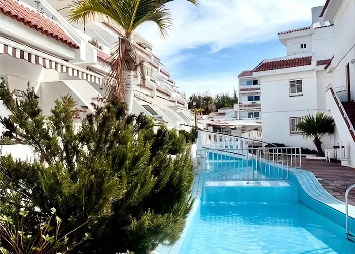 Апартаменты Sunny Escapes, Newly Renovated - Playa De Americas Плая-де-лас-Америкас